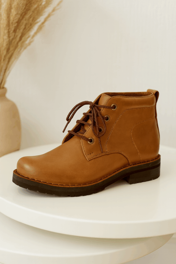 Canyon Trail Boots